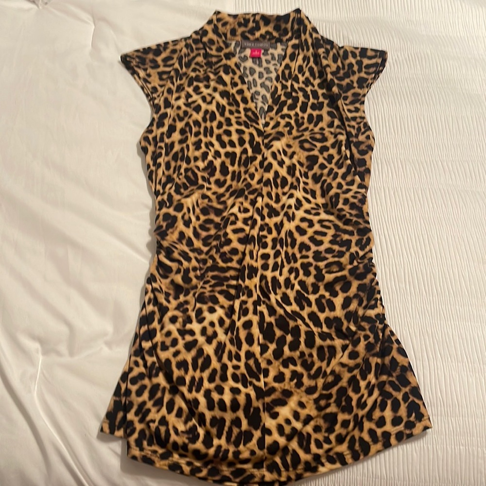 Vince Camuto cheetah print fitted shirt, worn once